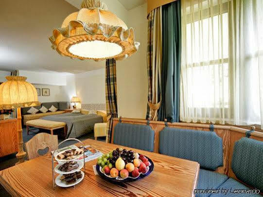 Dorint Sporthotel Garmisch-Partenkirchen Oda fotoğraf